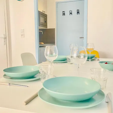 Le Lagon A 2 Min Du Futuroscope