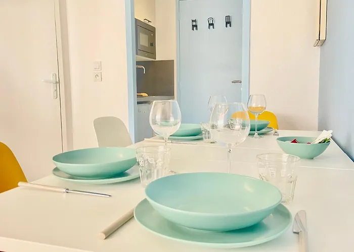 Le Lagon A 2 Min Du Futuroscope